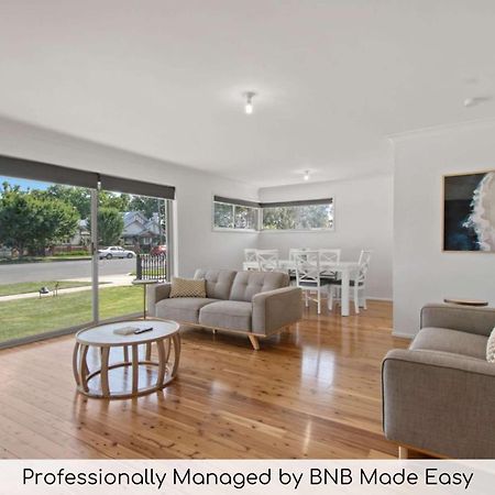 Morgan Abode - Walk To Cbd, Modern Escape Villa Wagga Wagga Exterior photo